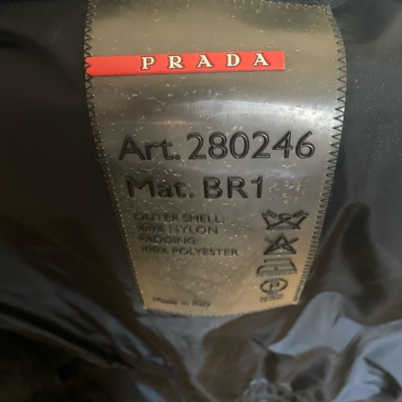 Ladies Prada Nylon Coat - Picture 4 of 4